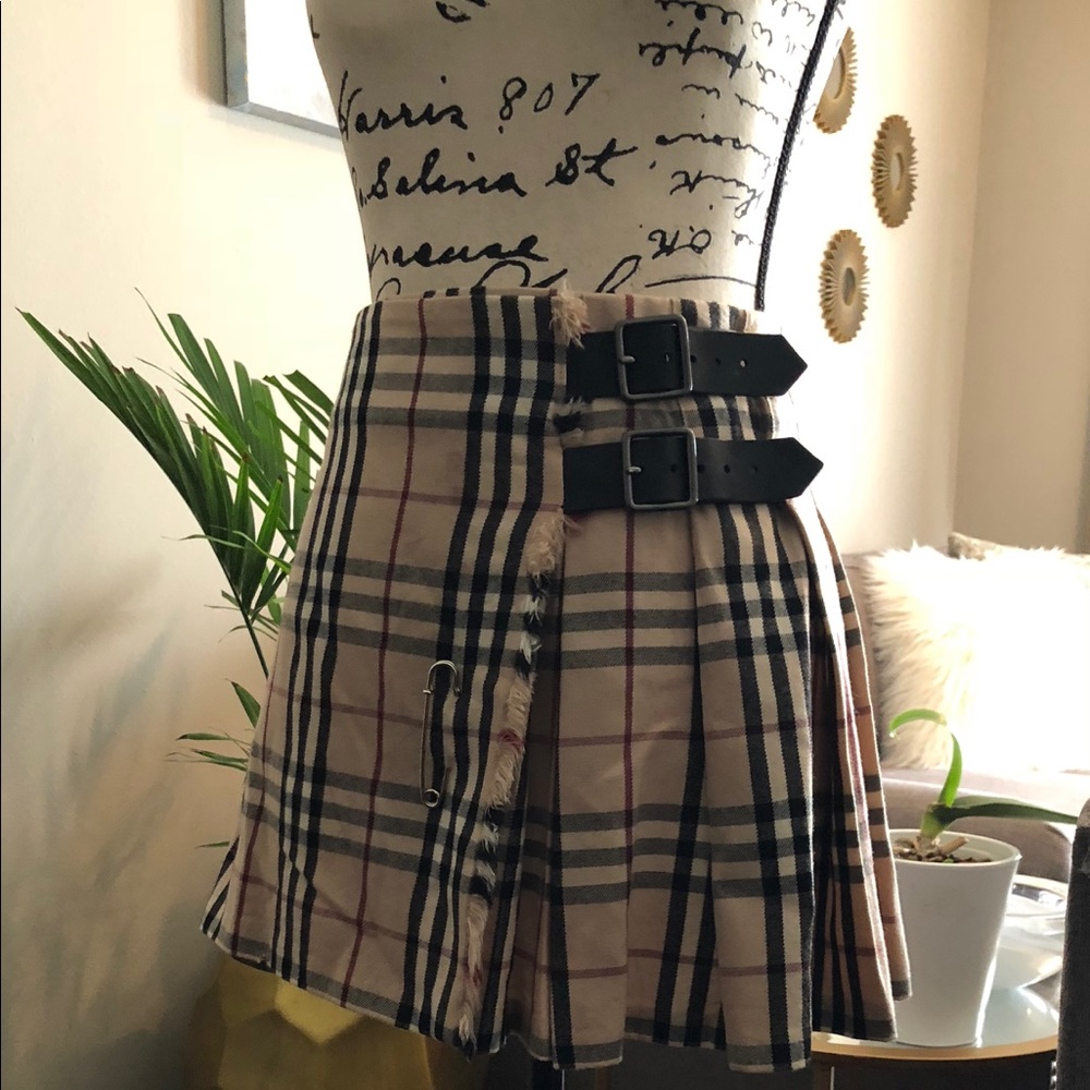 Burberry **I ❤️OFFERS**
